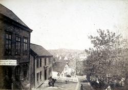 "Vaagebakken". Foto fra deler av bebyggelsen i Vågebakken på