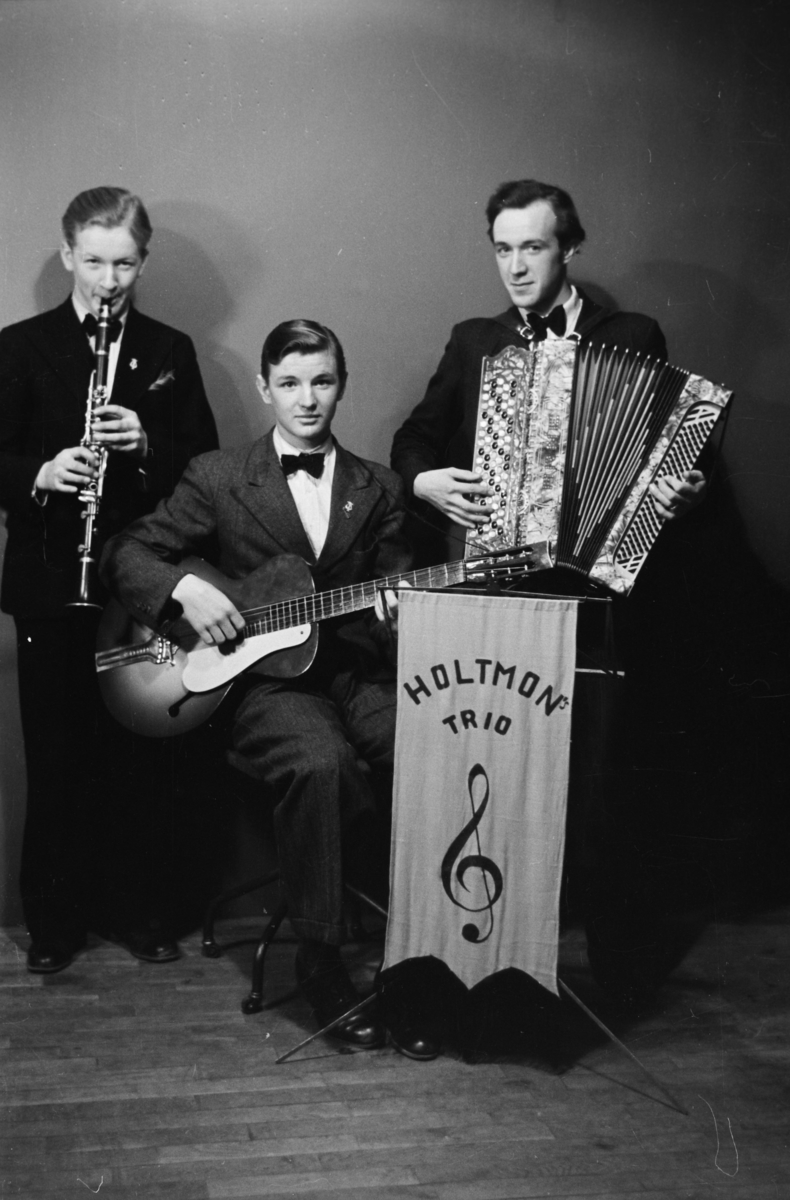 Holtmons trio,musikere
