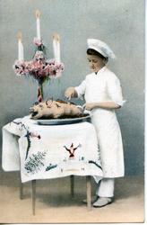 Postkort, kokk med helstekt gris.