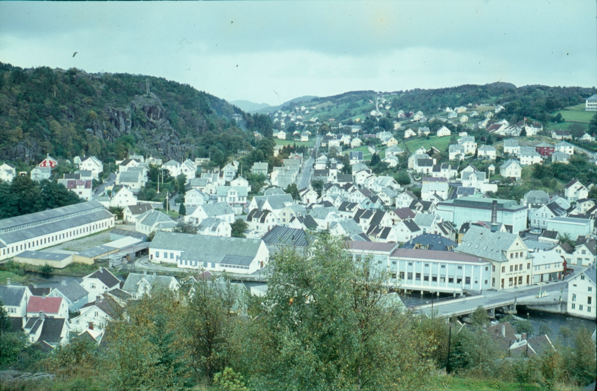 Årstaddalen, Mosbekk og Årstad i Egersund sett fra Kråkefjell