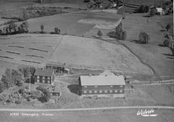 61935 Simensgård, Tretten. Widerøe