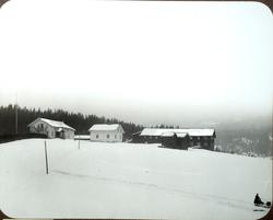 Bergan, Modum.
Gård.