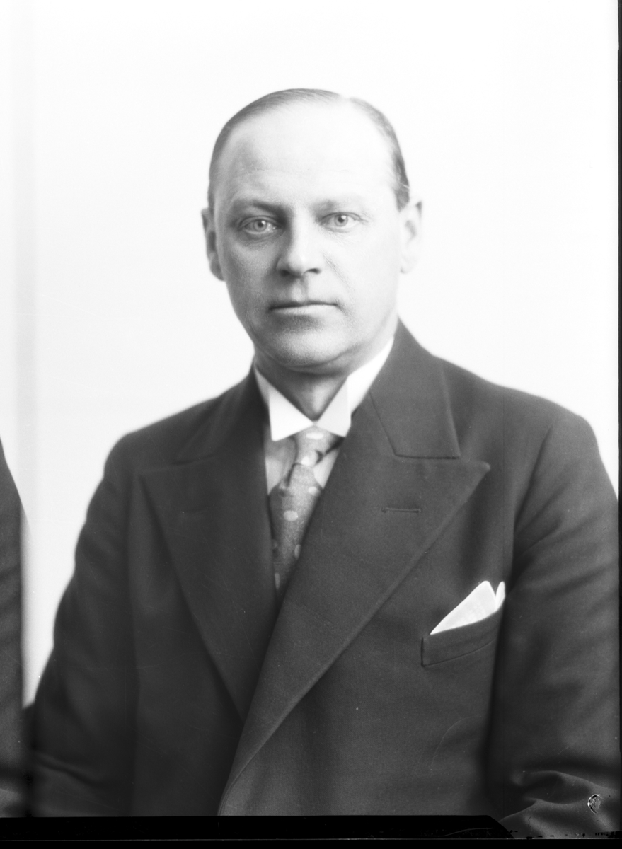 A. Magnusson

