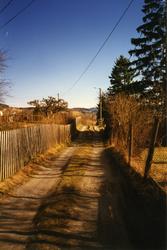 Bebyggelse og landskap i nærheten av Ringstad i Gran.