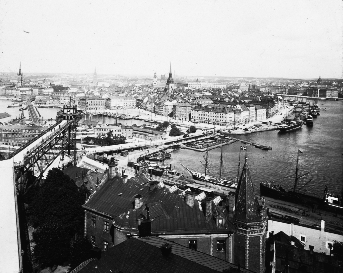 "Stockholm. Vy från Mosebacke" ur bildserien från Nordens tre länder.