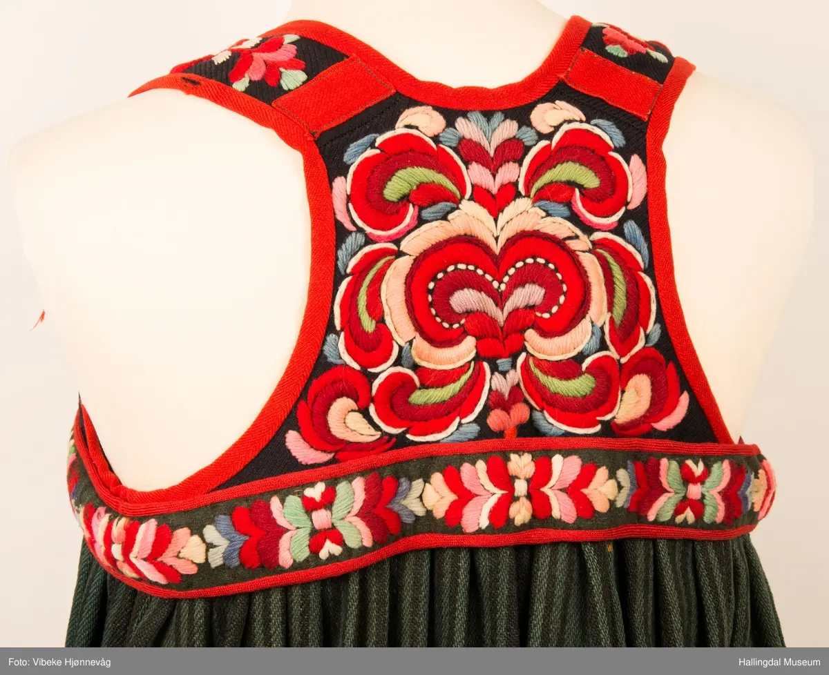 hallingbunad