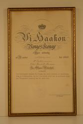 Diplom i glas og ramme