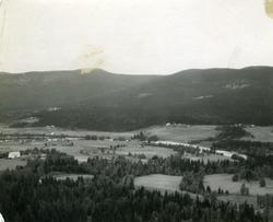 Etnas dal og sydvestre daside