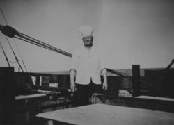 Kokken på "Nordsild".  Johannes Hamre fra Balsfjord.