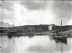 Havn med kutter. Reg. N35G. - Skøyte og kutter