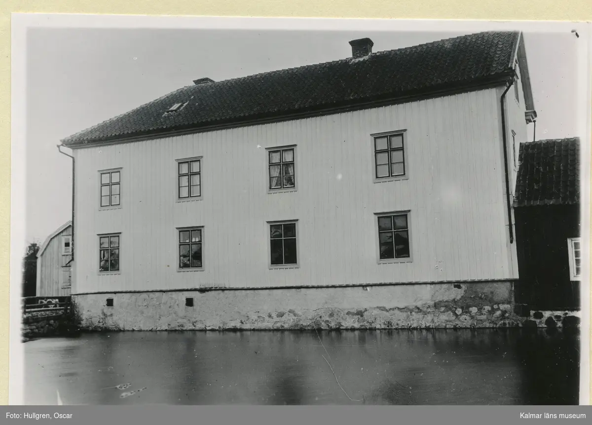 Hullgrenska gården, högvatten. Byggd av en Hammar på 1840-talet.
