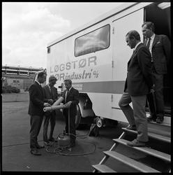 Utstillingsbil fra Løgstør i Danmark. Demonstrasjon av rørty