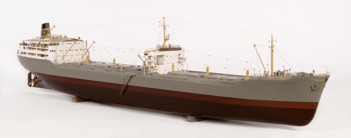 Fartygsmodell av malmtanksfartyget SOYA ATLANTIC.