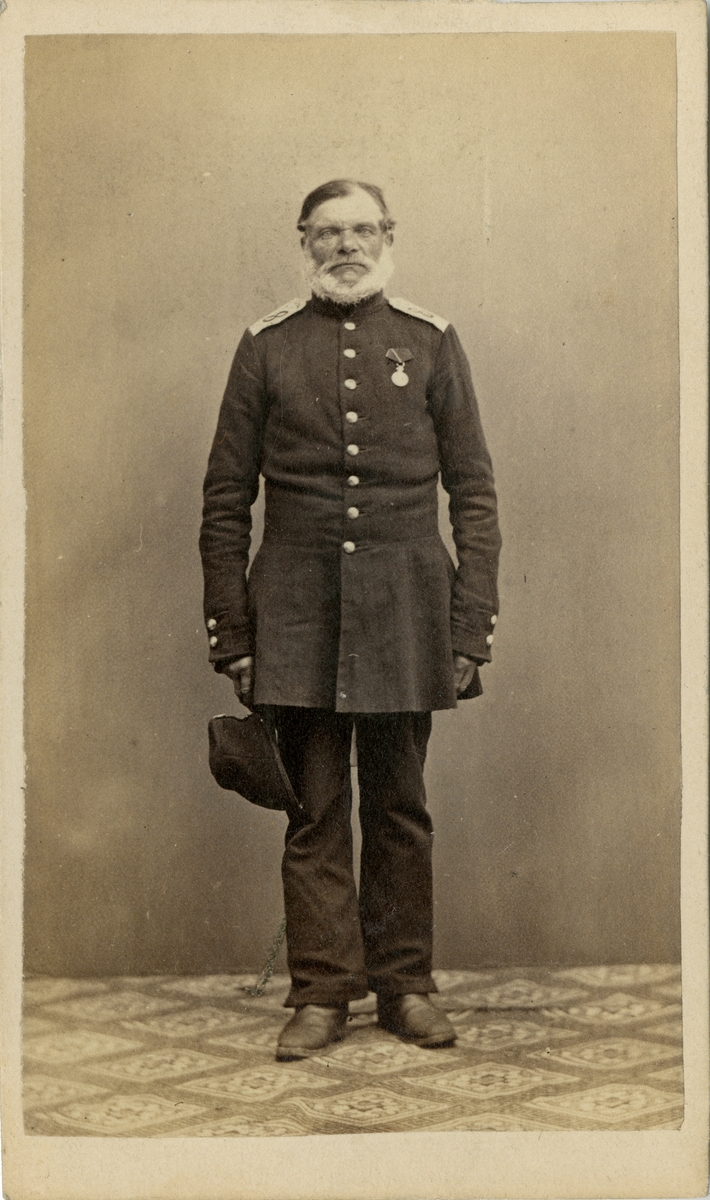 Porträtt av okänd soldat vid Upplands regemente I 8.