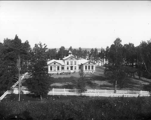 Karlsborg. Exteriör gamla skolhuset Vätterskolan (folkskolan). Skolan byggd i mitten på 1880-talet.