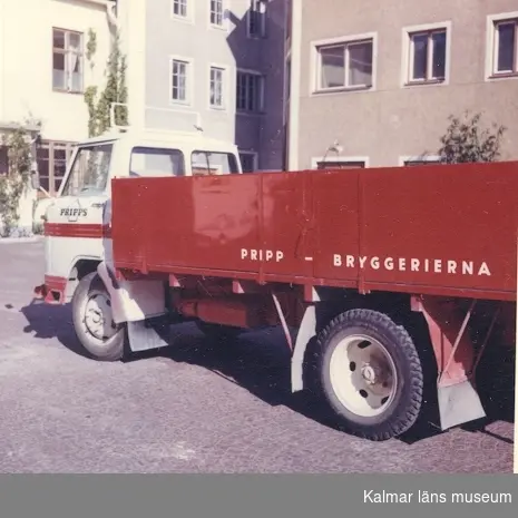 Text på bilen: "Pripps - Pripp Bryggerierna".