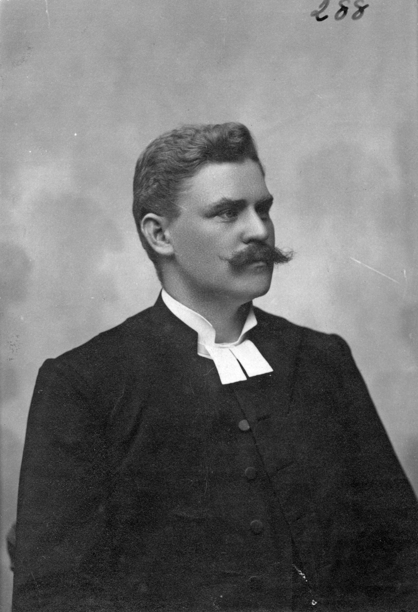 Pastor EM Nyhlin