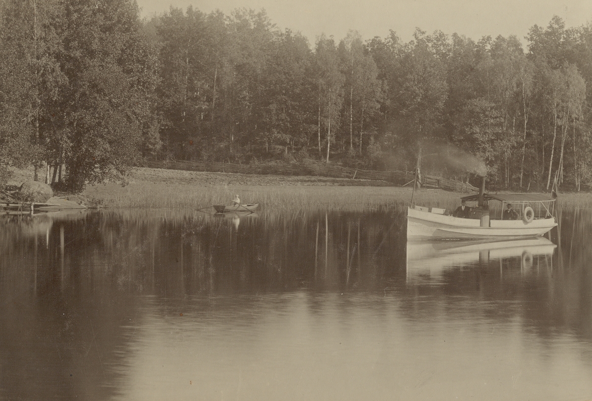 Ångbåt i sjön Yxern i Toverum.