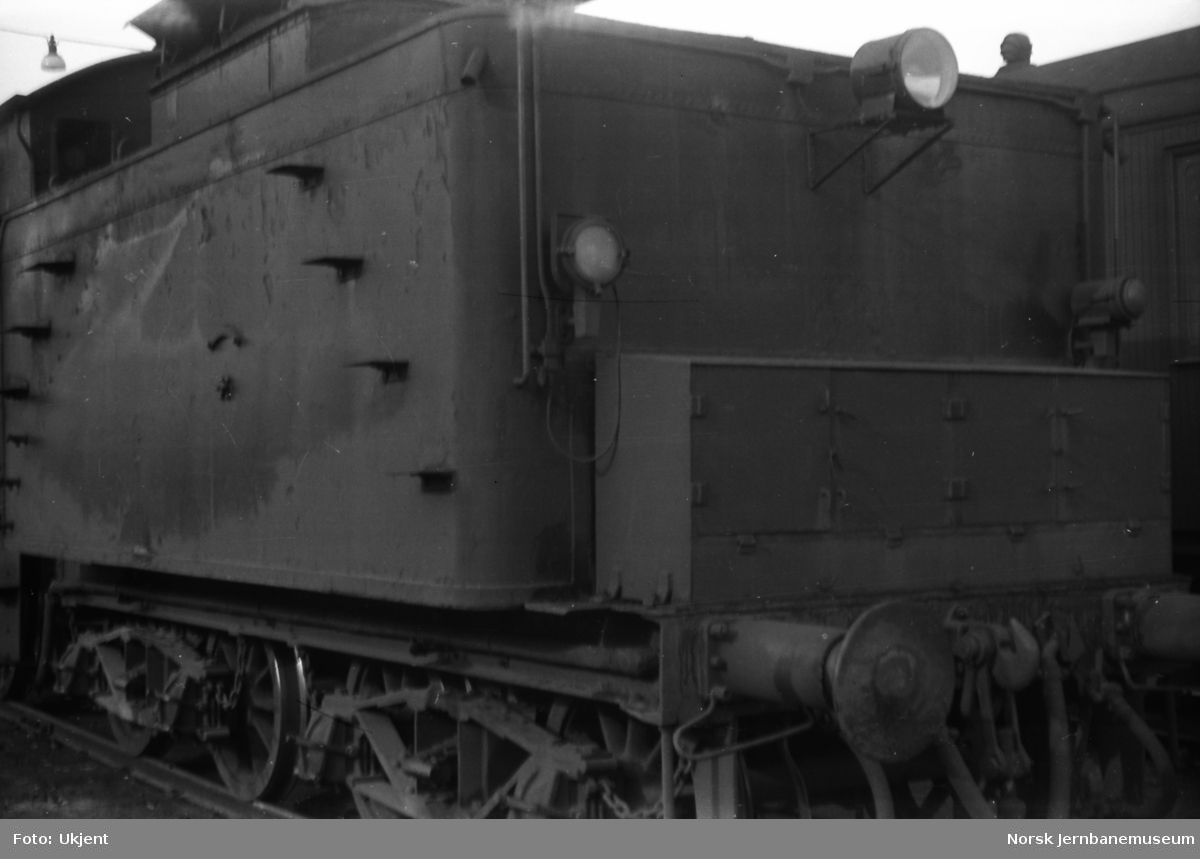 Damplokomotiv type 39a nr. 168 - tender