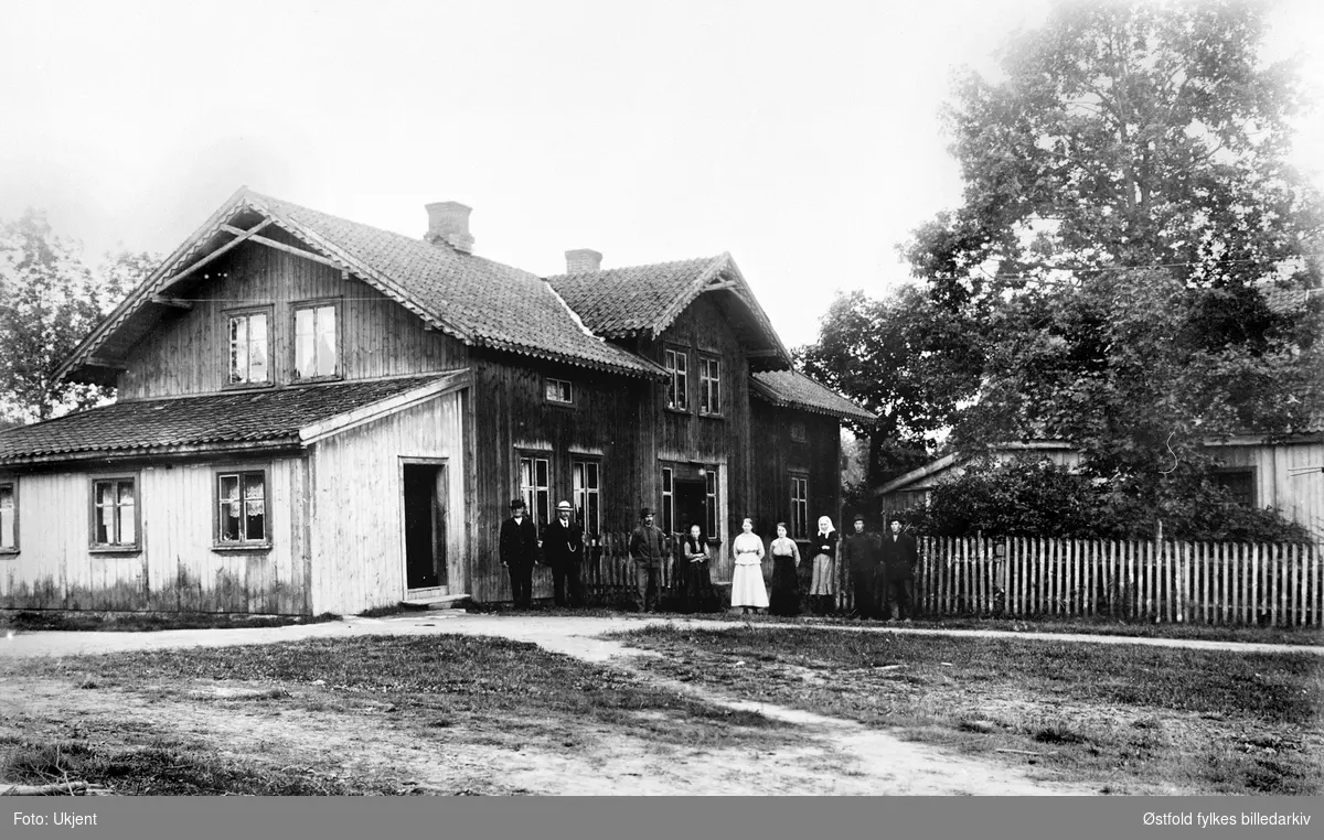 Gopperud Gård I Trøgstad Ca. 1905 -#n# Østfold Fylkes Billedarkiv  #n 