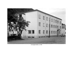 Haugans hotel og torvet,esso,folkewogn,skaret,litlfjellet.