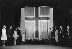 Festprogram i forbindelse med fredsvåren 1945.