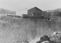 Rebrobilde av kaianlegg i Kvænangenm, Kjækan.  På kaia er de