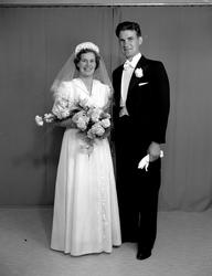 Foto av et brudepar. Det er ukjent hvem vi ser på bildet. Fr