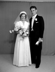 Foto av et brudepar. Det er ukjent hvem vi ser på bildet. Fr