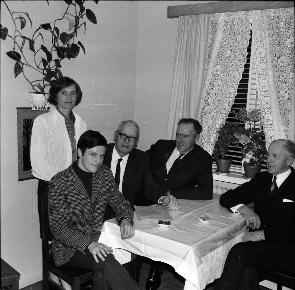 Arbrå,
FP ordnar inf.möte på Vilan,
April 1969
