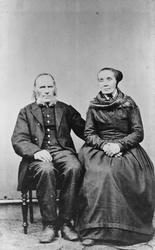 Portrett av ektepar Haldo Pedersen Eggemoen  (født 1804) gif
