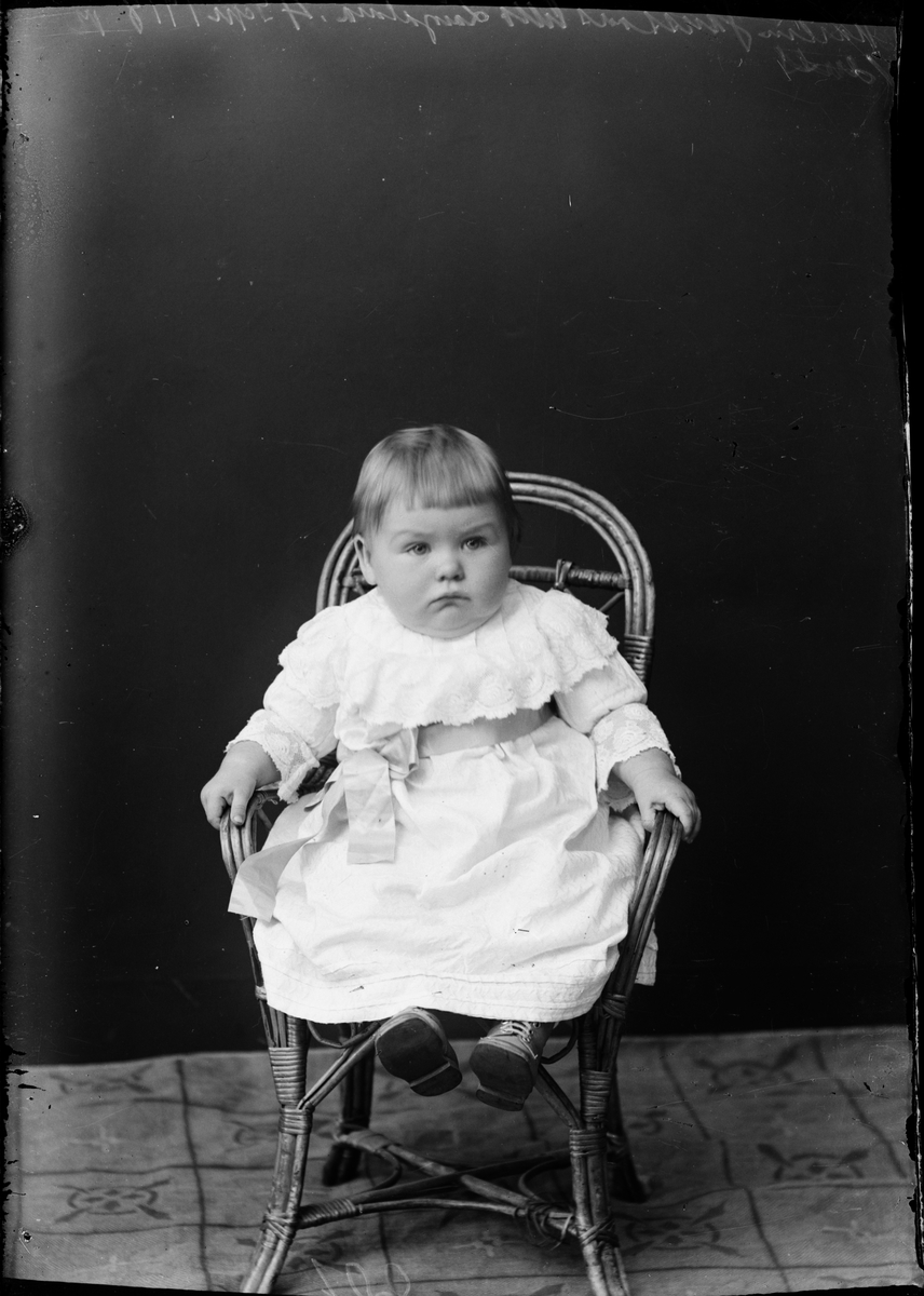 Barn till Martin Jansson från Långalma, Börstils socken, Uppland 1918