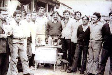 Alfredos far og andre politiske fanger, inne i et improviset fengsel i byen Arica, september 1973. (Foto/Photo)