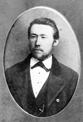 Portrett av Søren Mikalsen, Hofsøy f.1865