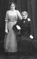 Konfirmasjonsbilde av Sigrun Torgersen, Forså i Dyrøy  og Si