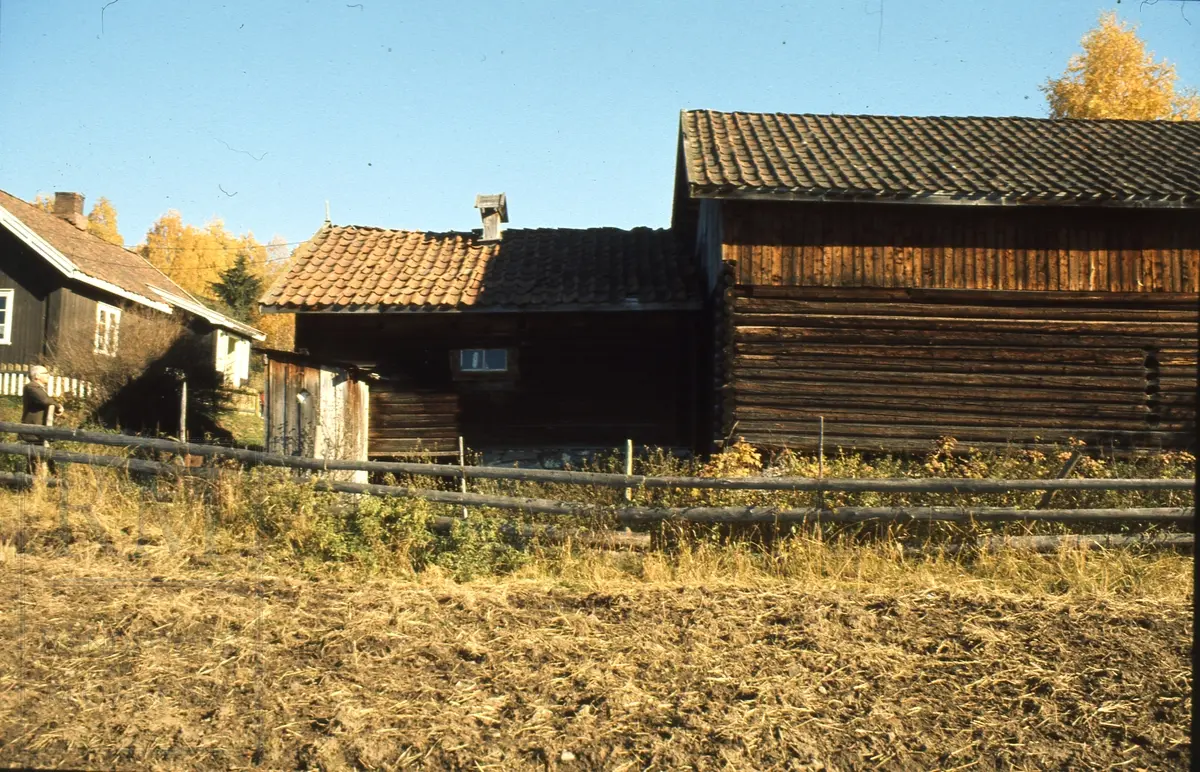 Øvre Kolabakken. Husmannsplass under Dvergsten, ca 1975