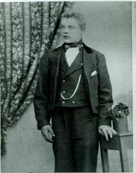 Portrett av Ola Roe.