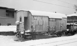 Kjøle- og varmevogn litra Imos nr. 813 1019 på Mysen stasjon