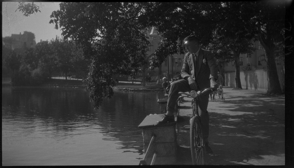 Bilder fra turer i Stavanger med Per og Alf Årseth, Annie Kamsrud og Finn Johannessen.