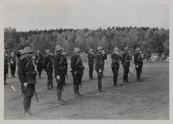 Øvelser med gass på Lahaugmoen i 1934