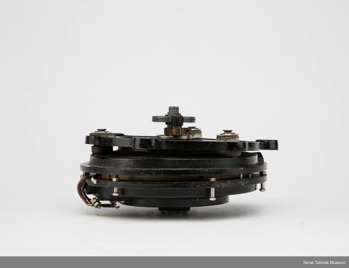 Gjenstanden kan demonteres i to deler.