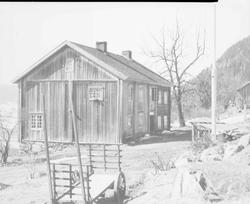 Repro: Hovedbygning på Halvorstugua, N.Ål, Lillehammer.