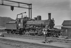 Damplokomotiv type 18c nr. 255 på Trondheim stasjon.