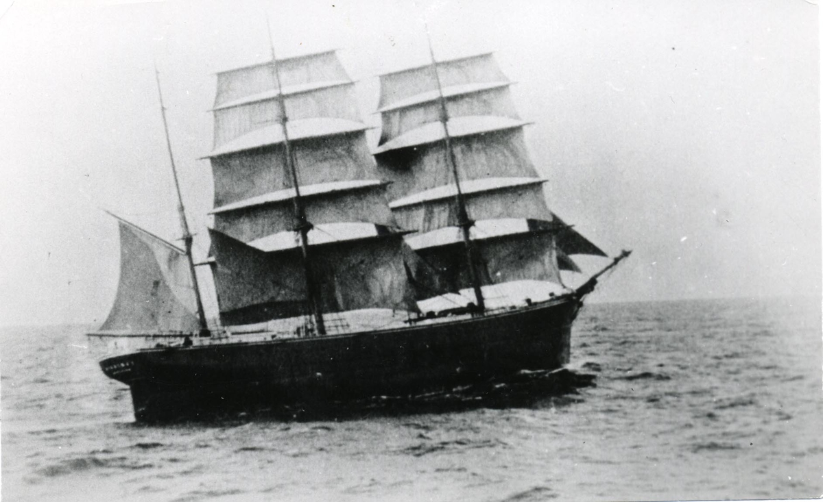 3/m barken Tjerimai ägdes av Gustaf Erikson 1913 -1925. Tjerimai var Gustaf Erikson första fartyg.