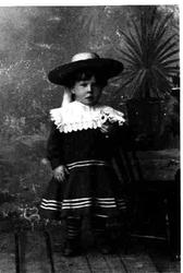 Portrett av ei lita jente