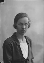 Portrett av Ingrid Moen