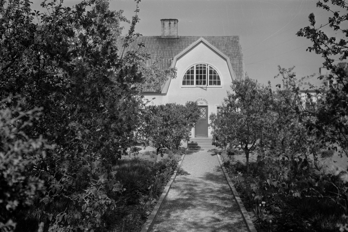 Hus på Gamla Ledbergsvägen 13 i Malmslätt, 1940-tal.