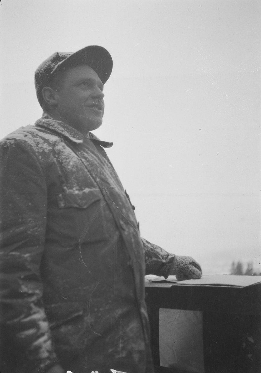 Lillehammer. Nils Hoft i Lysgårdsbakken, Lillehammerrennet 1925.
