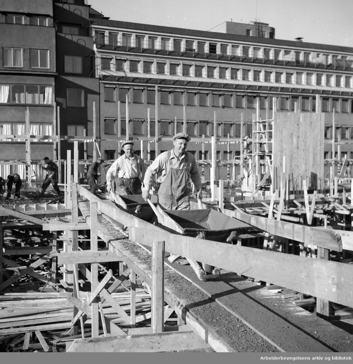 Viking Hotell under bygging. 1950 - 1952