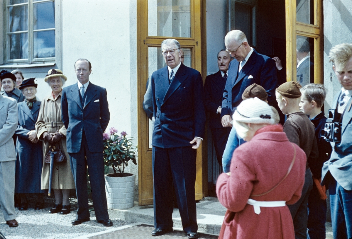 Hans Majestät Konungen Gustaf VI Adolf i Valbo 1954